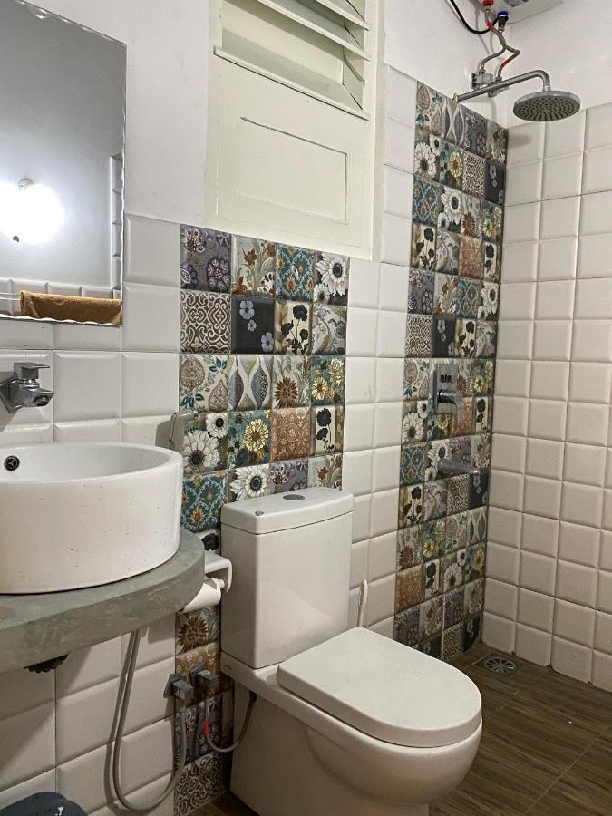 Alma Beach Hotel 웰리가마 외부 사진